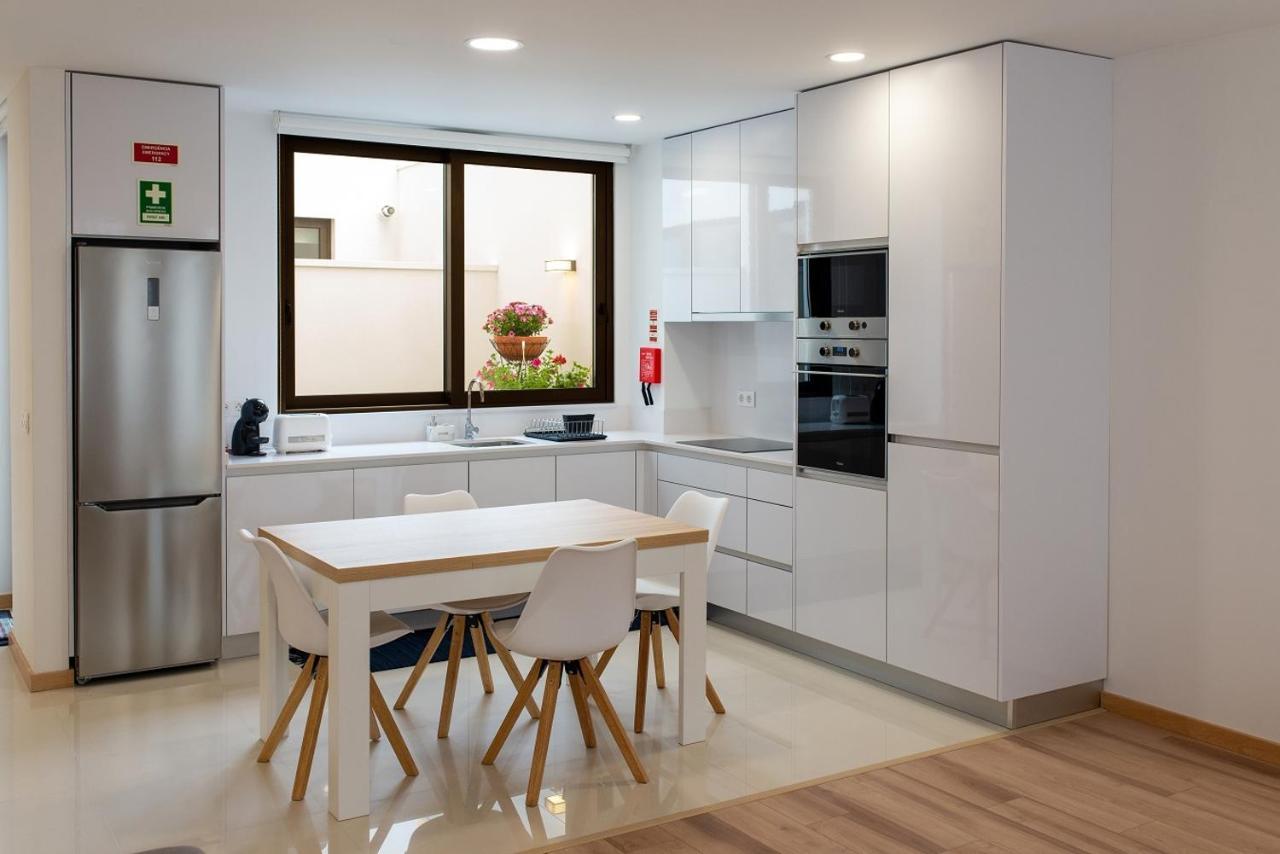 Ria Sal Apartments أفيرو المظهر الخارجي الصورة